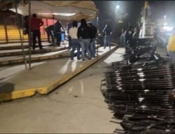 Maestros de ocho sindicatos estatales liberaron la noche de este jueves las instalaciones de la Secretaría de Educación de Veracruz (SEV), por lo que pausarán la manifestación.