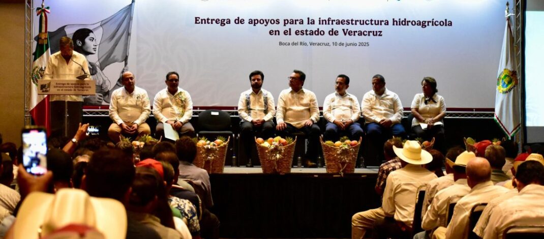 Recibe Veracruz apoyos para infraestructura hidroagrícola
