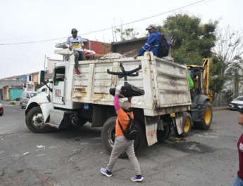 Recolecta Ayuntamiento de Veracruz 153 toneladas de desechos en domingo de descacharrización en Geo Los Pinos