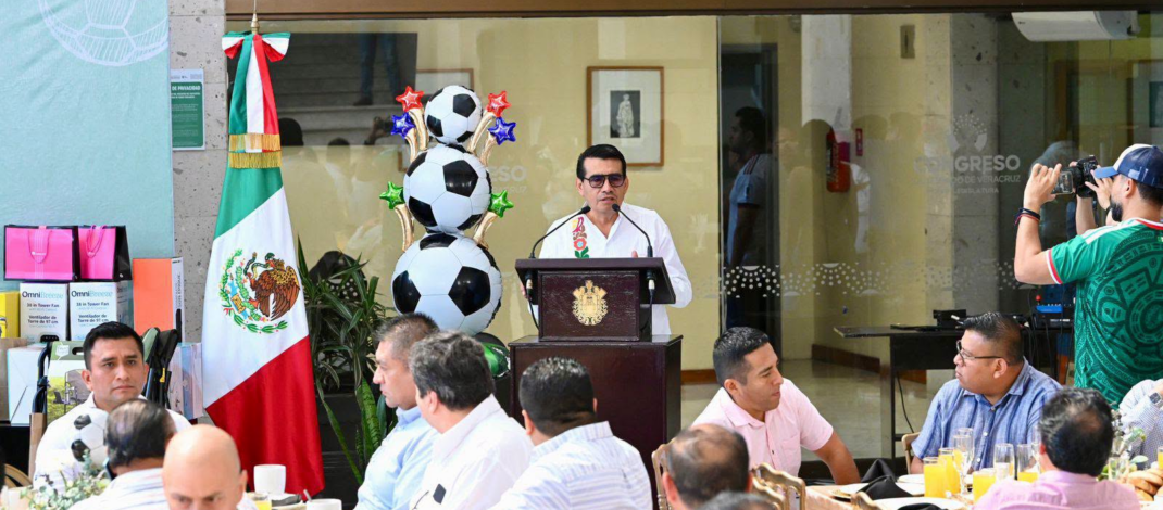 Ser padre, compromiso permanente, entrega, paciencia, valores y ejemplos: Esteban Bautista