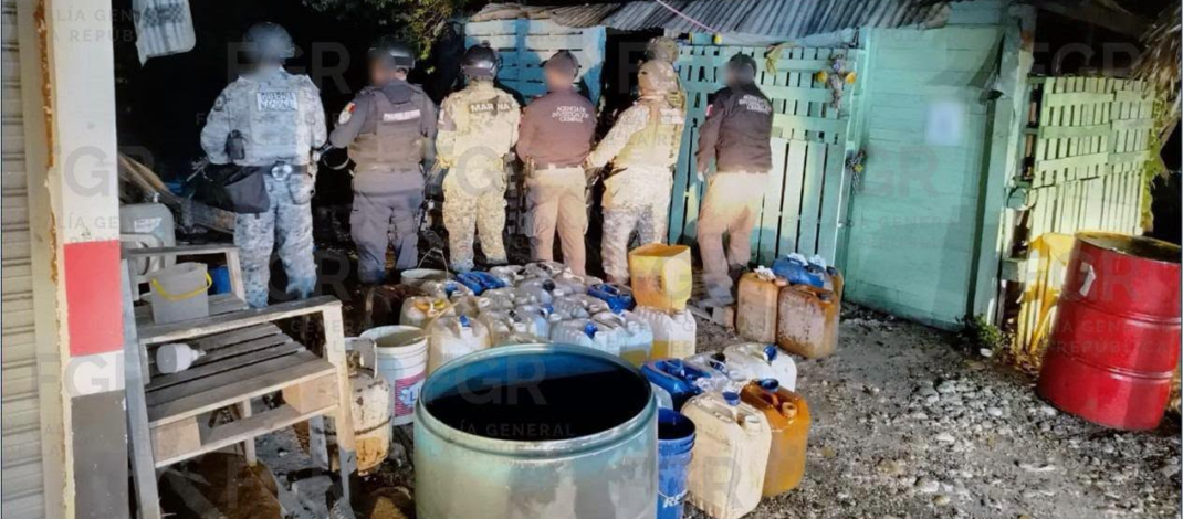 FGR cumplimenta orden de cateo y asegura más de mil litros de hidrocarburo en Gutiérrez Zamora, Veracruz