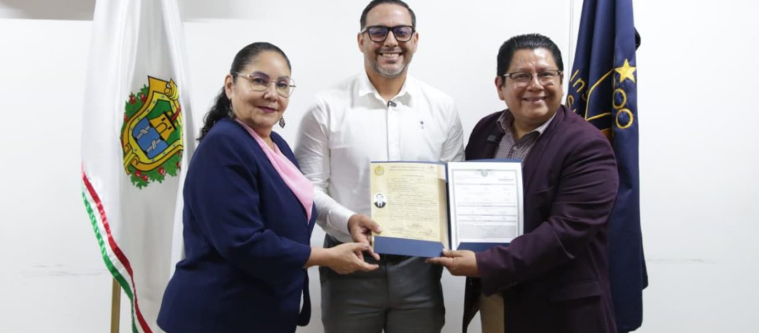 Suman más de 600 títulos electrónicos entregados en el ITSX