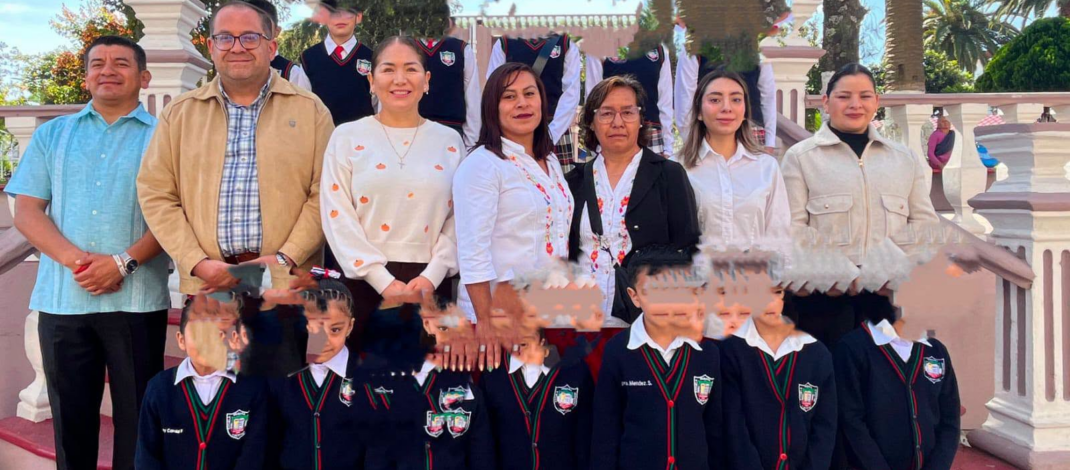 El Ayuntamiento Altotonga gran promotor de los valores cívicos y de la identidad nacional