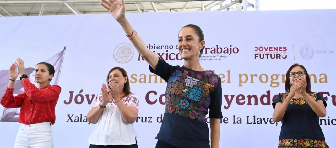 Sheinbaum destaca legado de AMLO; «fue quien puso los cimientos de la 4T», afirma