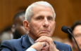 Anthony Fauci se niega a responder preguntas durante una tensa audiencia en el Senado de Estados Unidos sobre los orígenes de la COVID-19