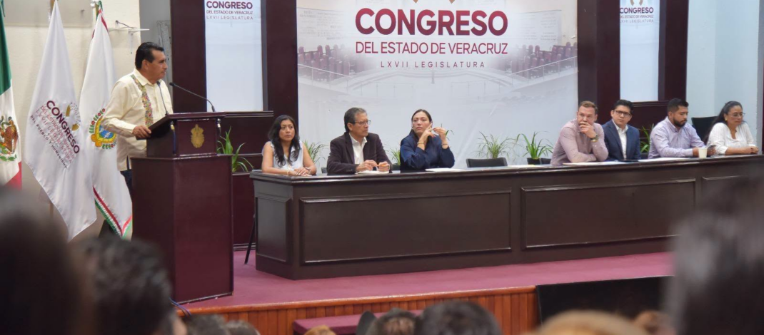 Entrega Congreso 156 Distintivos de Excelencia en Planeación Municipal 2026-2029