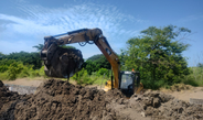 Recupera Ayuntamiento de Veracruz canal pluvial abandonado durante años entre Geovillas Los Pinos y Campanario