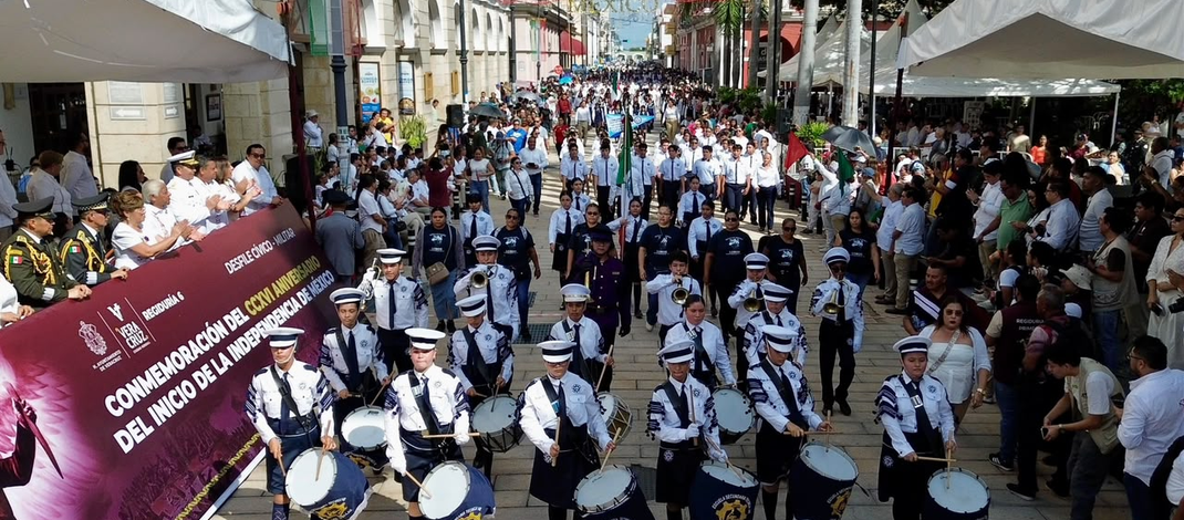 Tras ocho años de no realizarse, Rosa María recupera el desfile cívico-militar que conmemora la Independencia de México