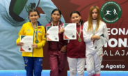 Refrenda Rosa María compromiso con el deporte tras histórica actuación de esgrimistas de la ciudad de Veracruz
