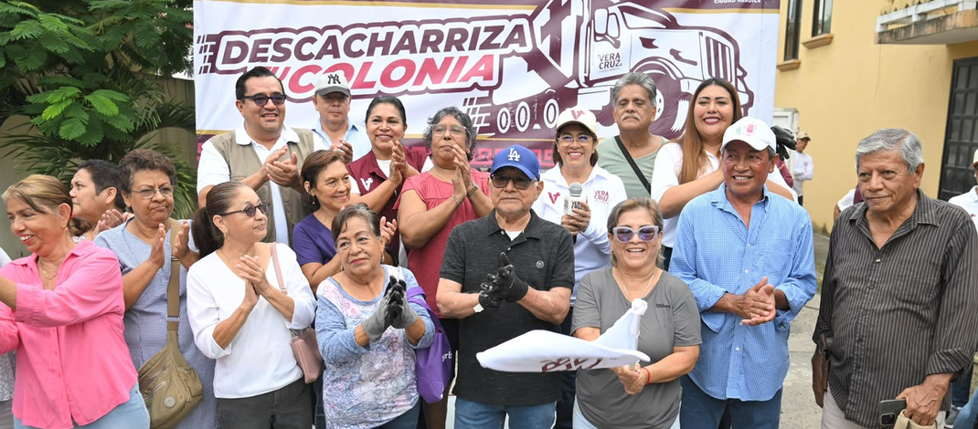Refuerza Ayuntamiento de Veracruz limpieza y prevención del dengue con jornada de descacharrización en Las Hortalizas