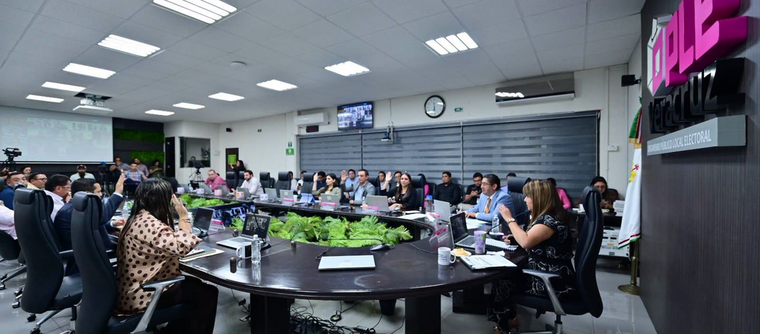 OPLE Veracruz lanza convocatoria para participar en los Consejos Distritales