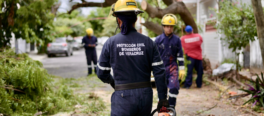 Atiende Ayuntamiento de Veracruz 41 afectaciones por Frente Frío No. 2 y mantiene operativo en toda la ciudad